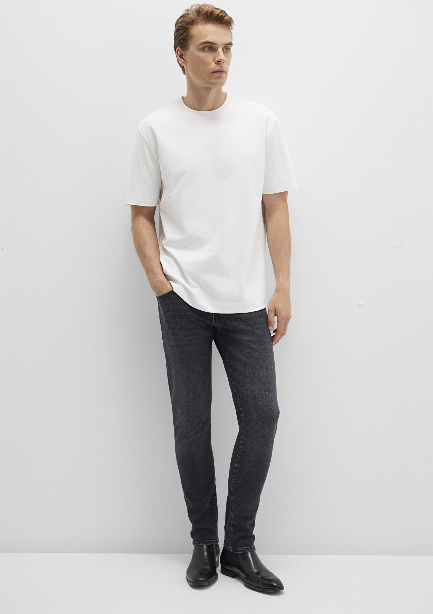 Erkek Bisiklet Yaka Ekru Basic Tişört