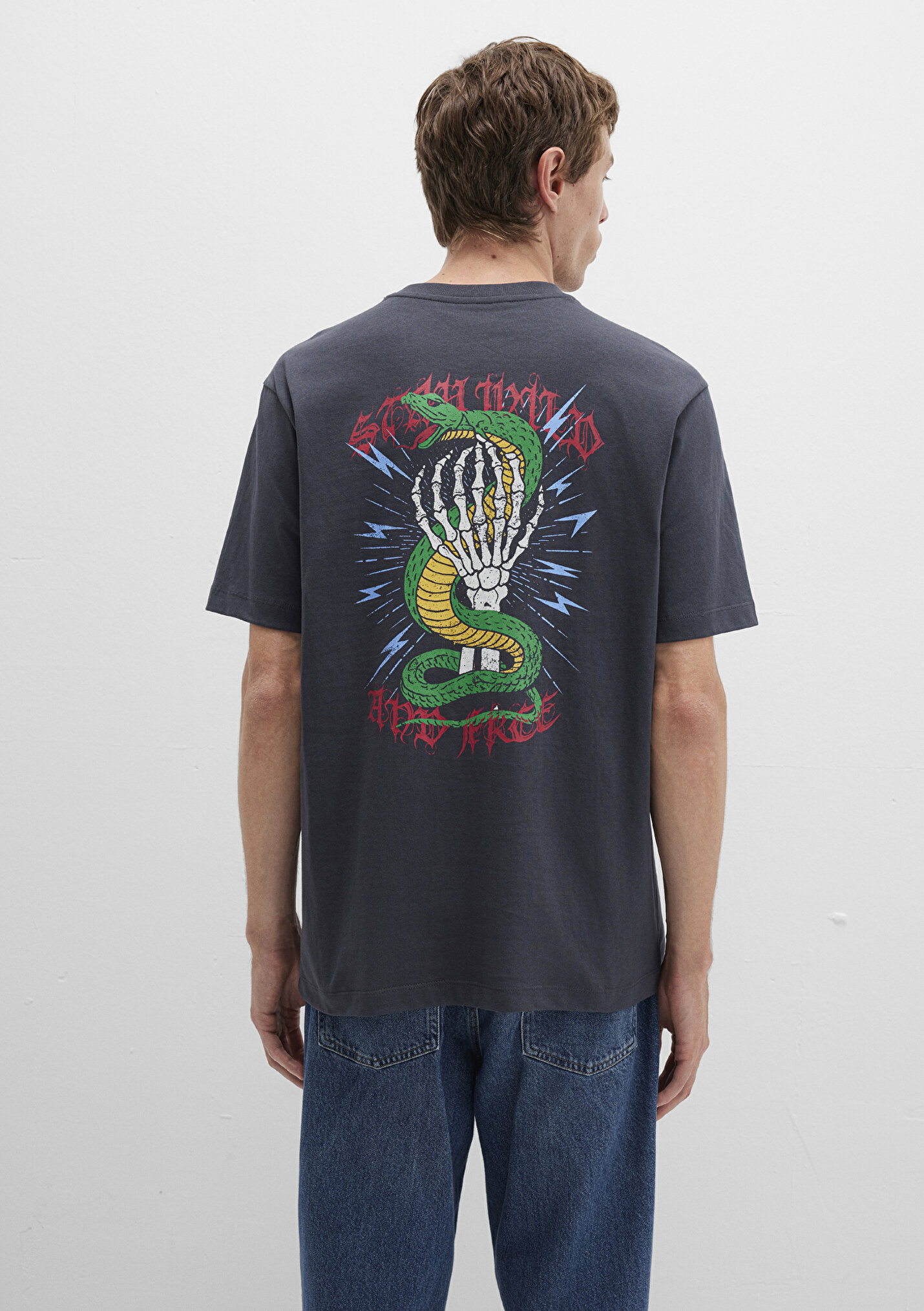 Erkek Sırt Baskılı Antrasit Tişört