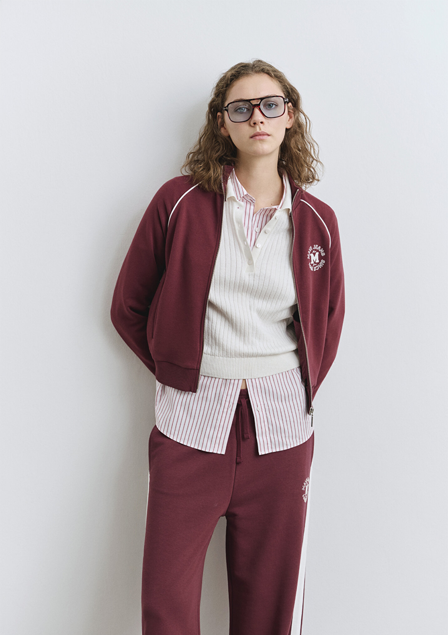 Outlet Kadın Biye Detaylı Fermuarlı Bordo Sweatshirt