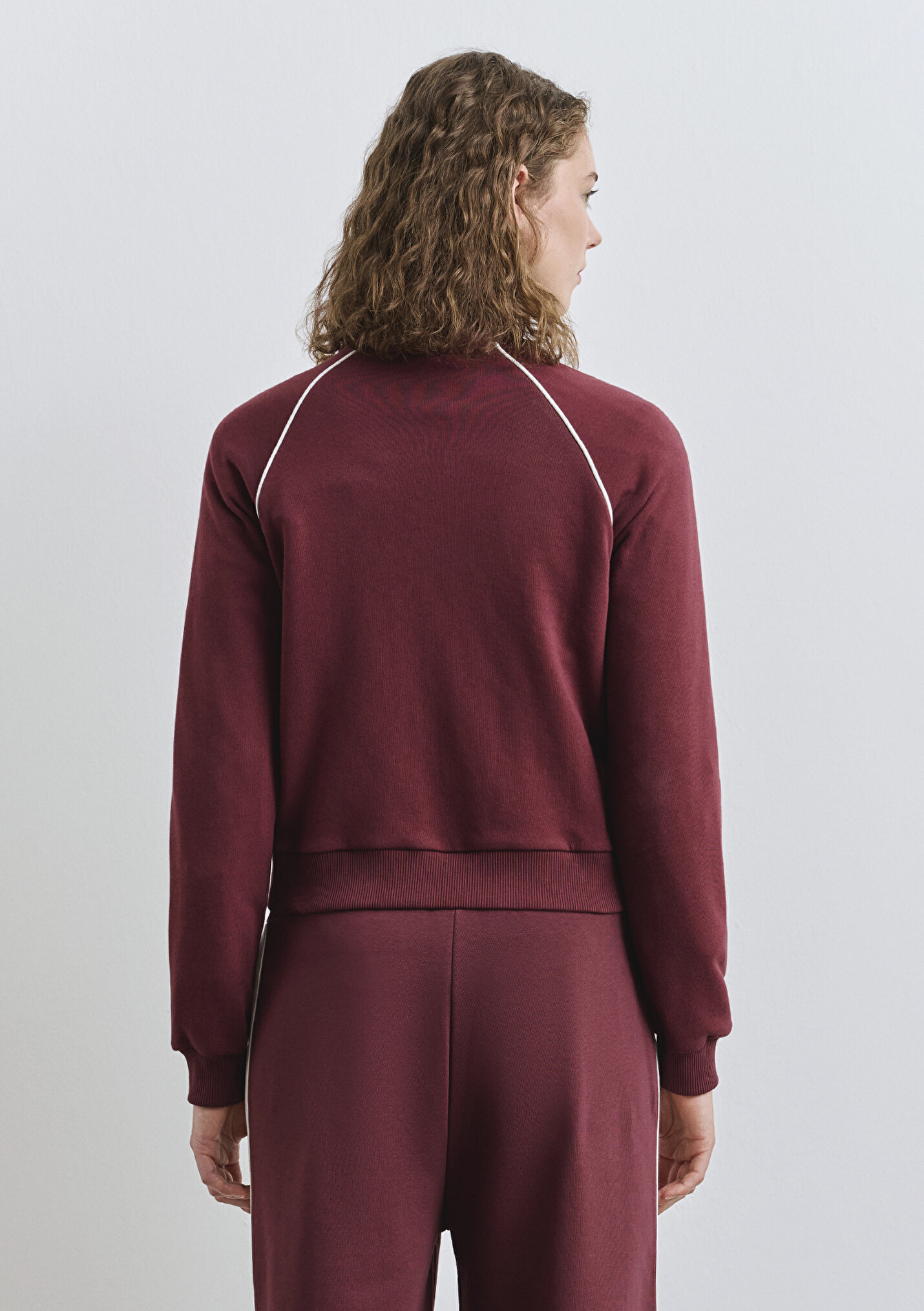 Outlet Kadın Biye Detaylı Fermuarlı Bordo Sweatshirt