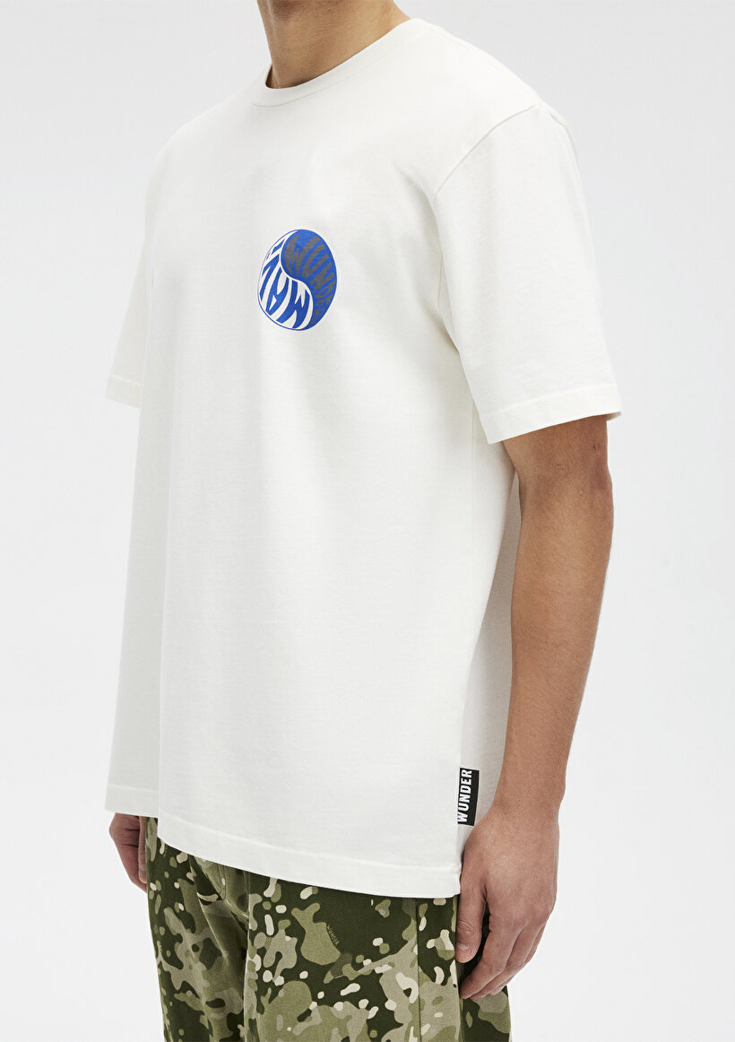 Yin-Yang Logo Baskılı Beyaz Tişört-6