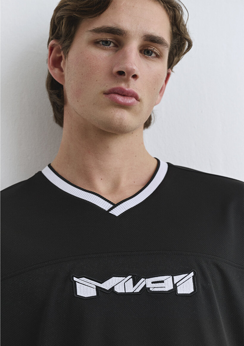-4