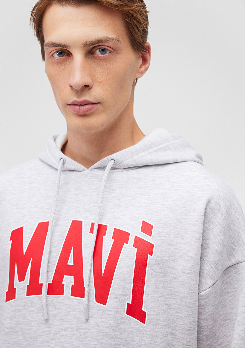 Mavi Logo Baskılı Kapüşonlu Gri Sweatshirt_4