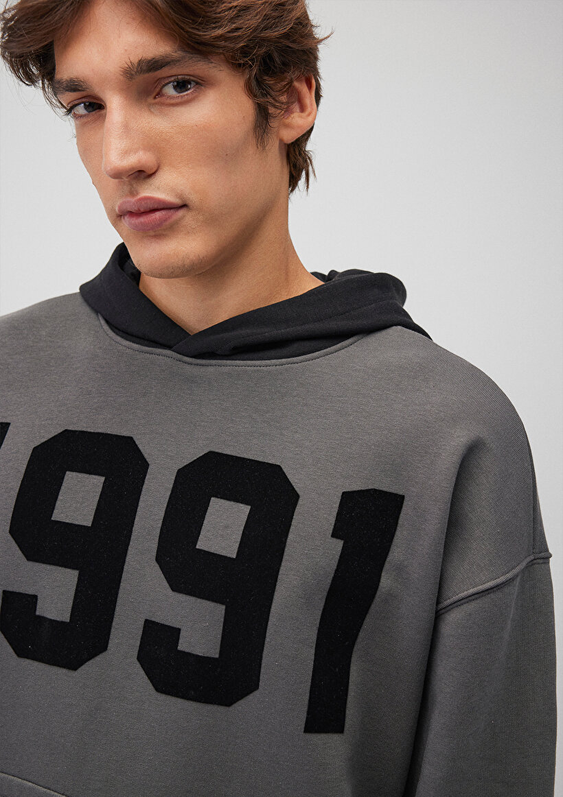 1991 Baskılı Gri Sweatshirt_5