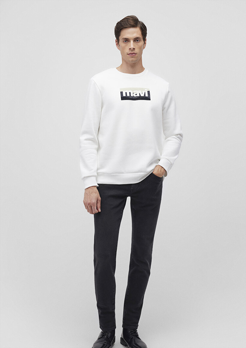 Beyaz Sweatshirt_0