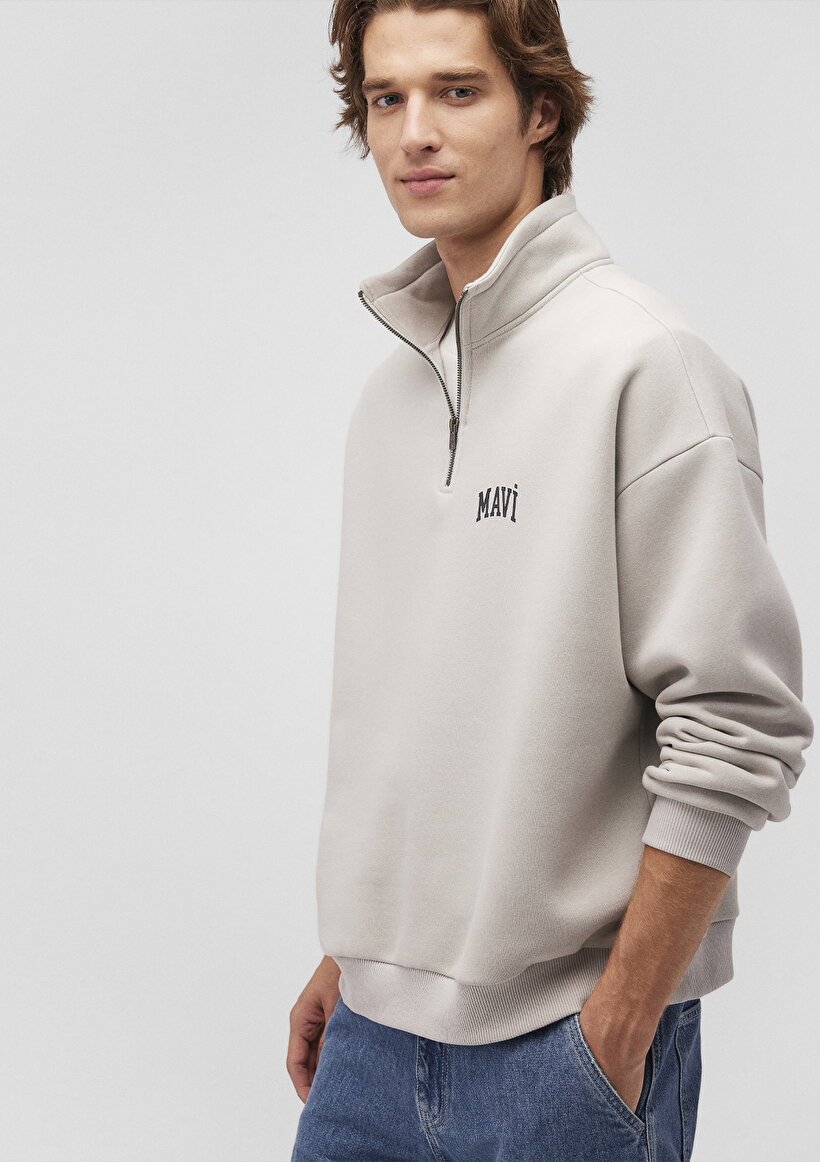 Mavi Logo Baskılı Yarı Fermuarlı Gri Sweatshirt_1