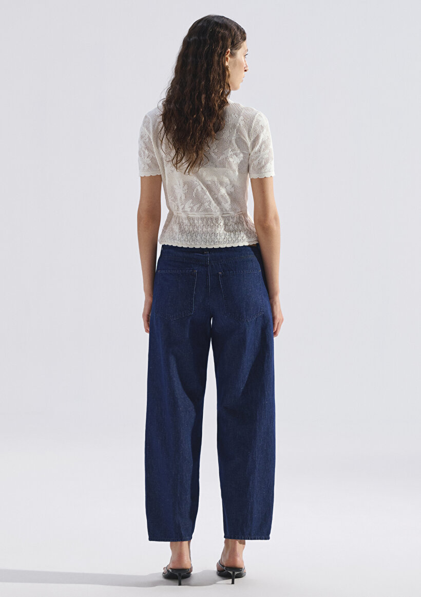 LEILA-4