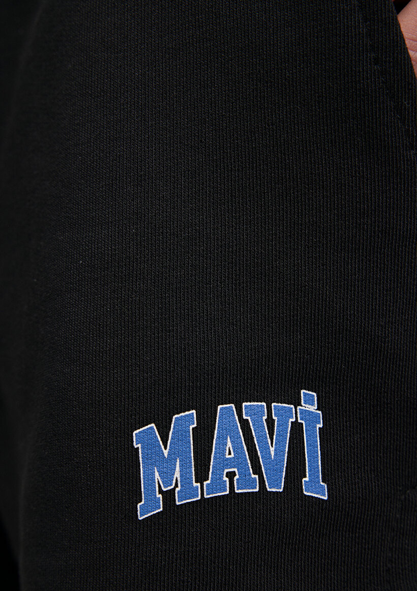 Mavi Logo Baskılı Siyah Şort_5