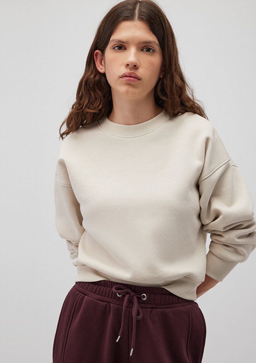 Bej Basic Crop Sweatshirt