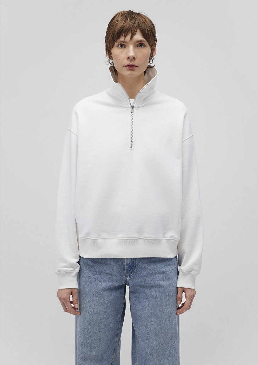 Yarı Fermuarlı Beyaz Basic Sweatshirt_2