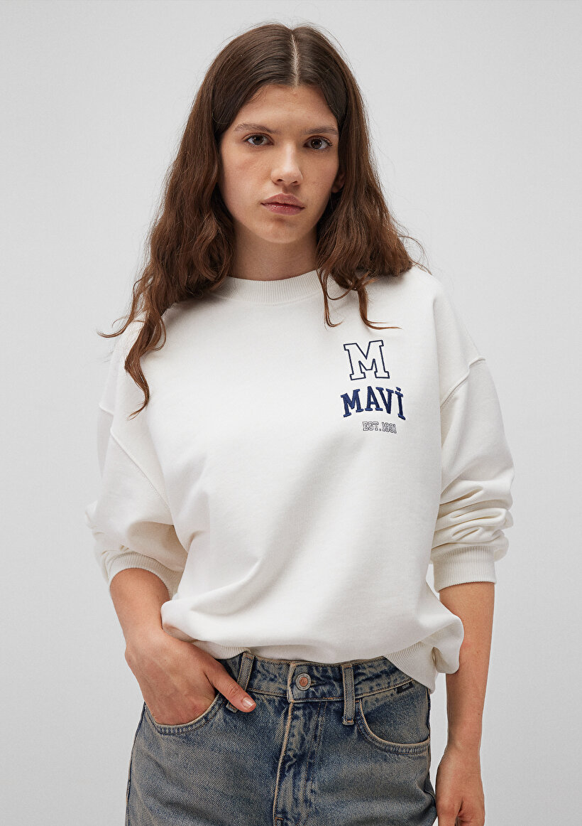 Mavi Logo Baskılı Beyaz Sweatshirt_2