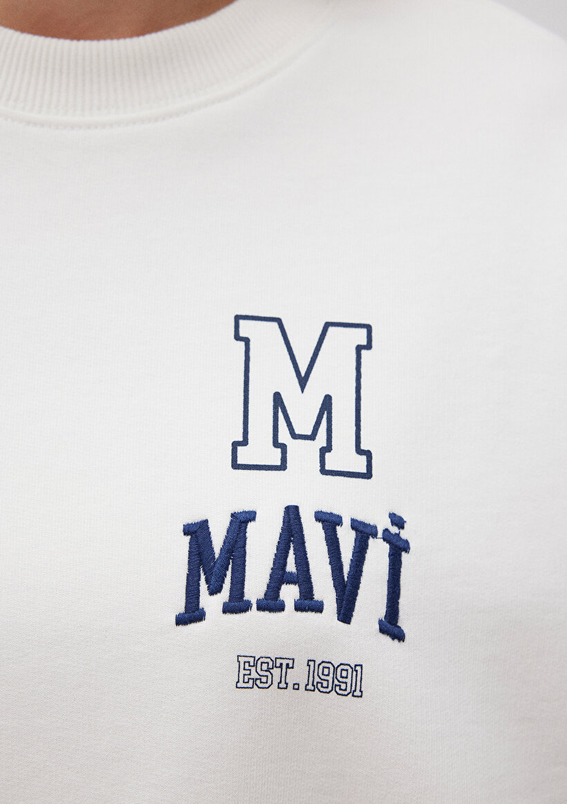 Mavi Logo Baskılı Beyaz Sweatshirt_6